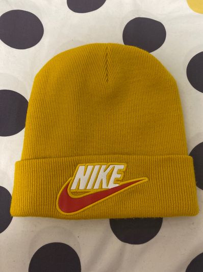 Supreme / NIKE® Beanie "Yellow"