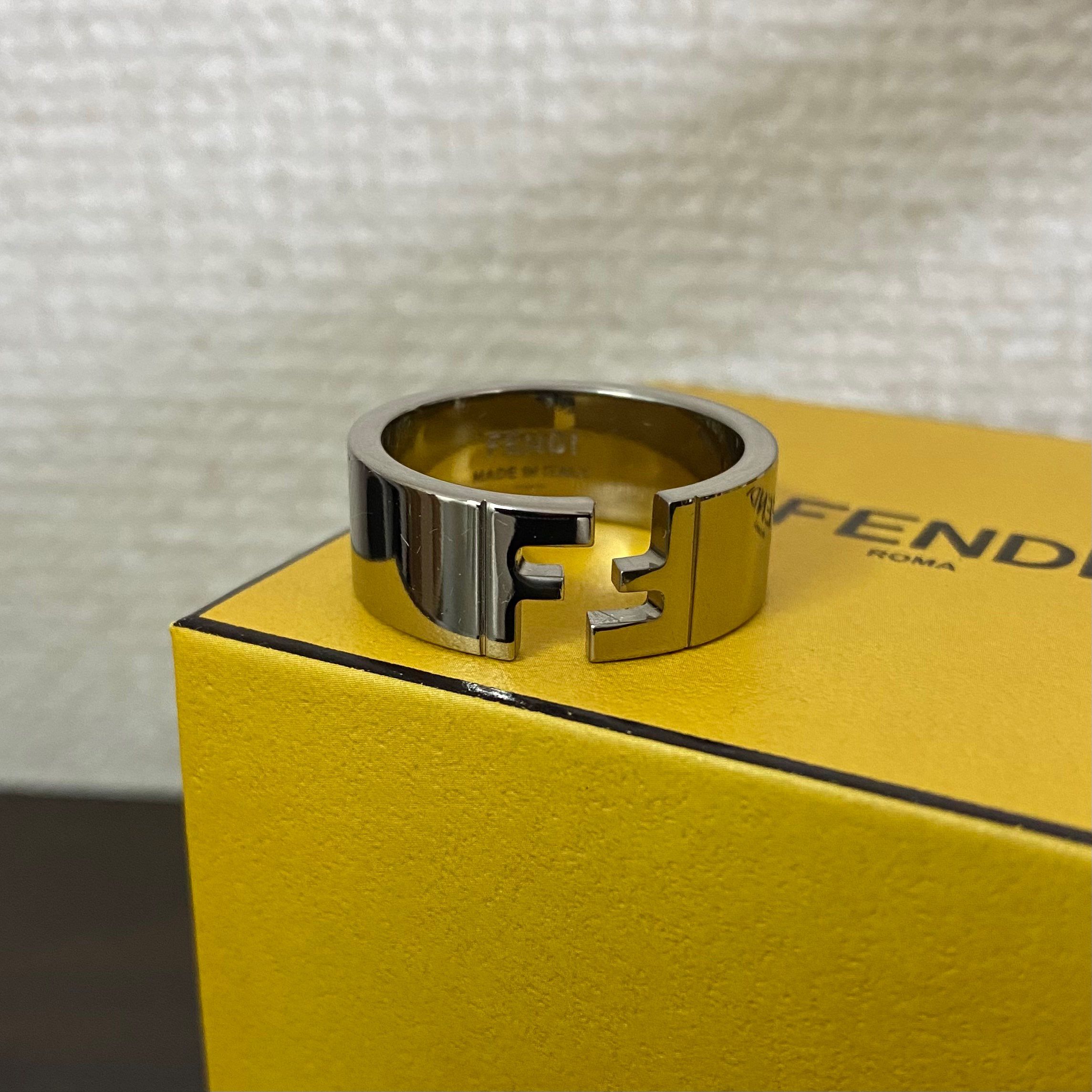 FENDI シルバーリング