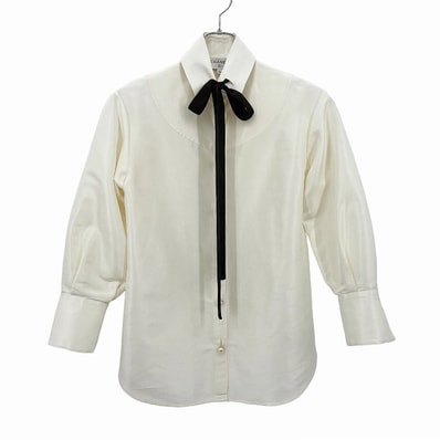 CHANEL シャネル リボン パール ボウタイ P64 20AW ブラウス
シルク 34 ホワイト レディース
【中古】