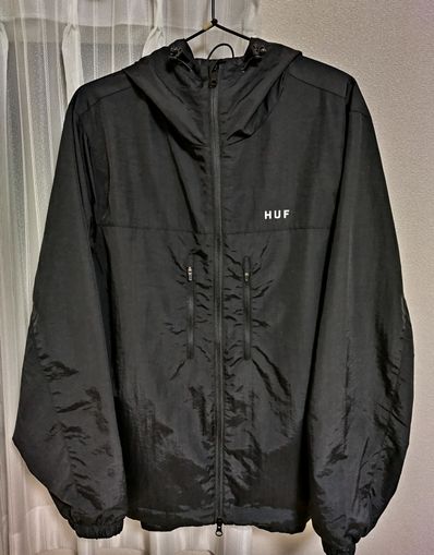 HUF ESSENTIALS ZIP STANDARD SHELL JACKET