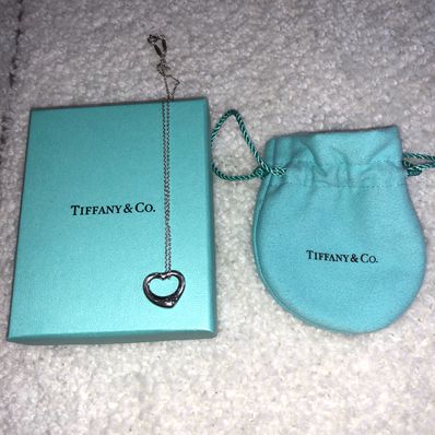 Tiffany & Co Open Heart Necklace "Silver"