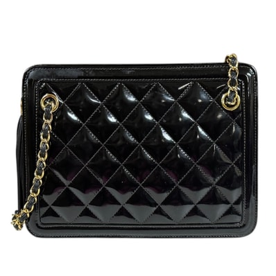 シャネル マトラッセ ショルダーバッグ エナメル ブラック レディース CHANEL 中古