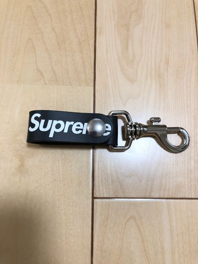 Supreme Leather Key Loop "Black"