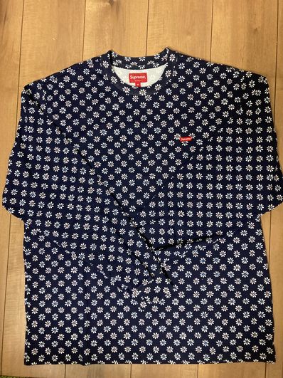 Supreme Small Box L/S Tee "Flowers"(22FW)