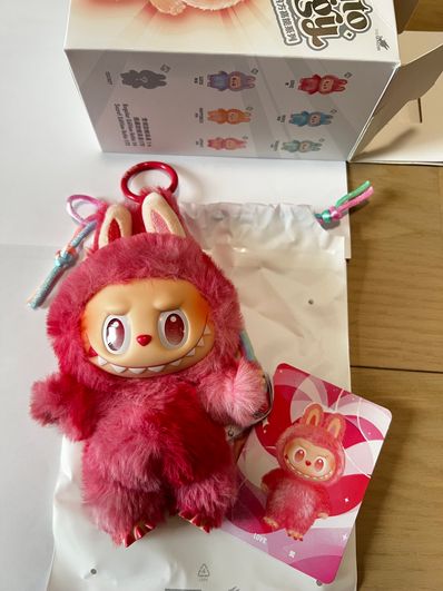 POP MART THE MONSTERS (LABUBU) Big into Energy Series Plush Pendant LOVE