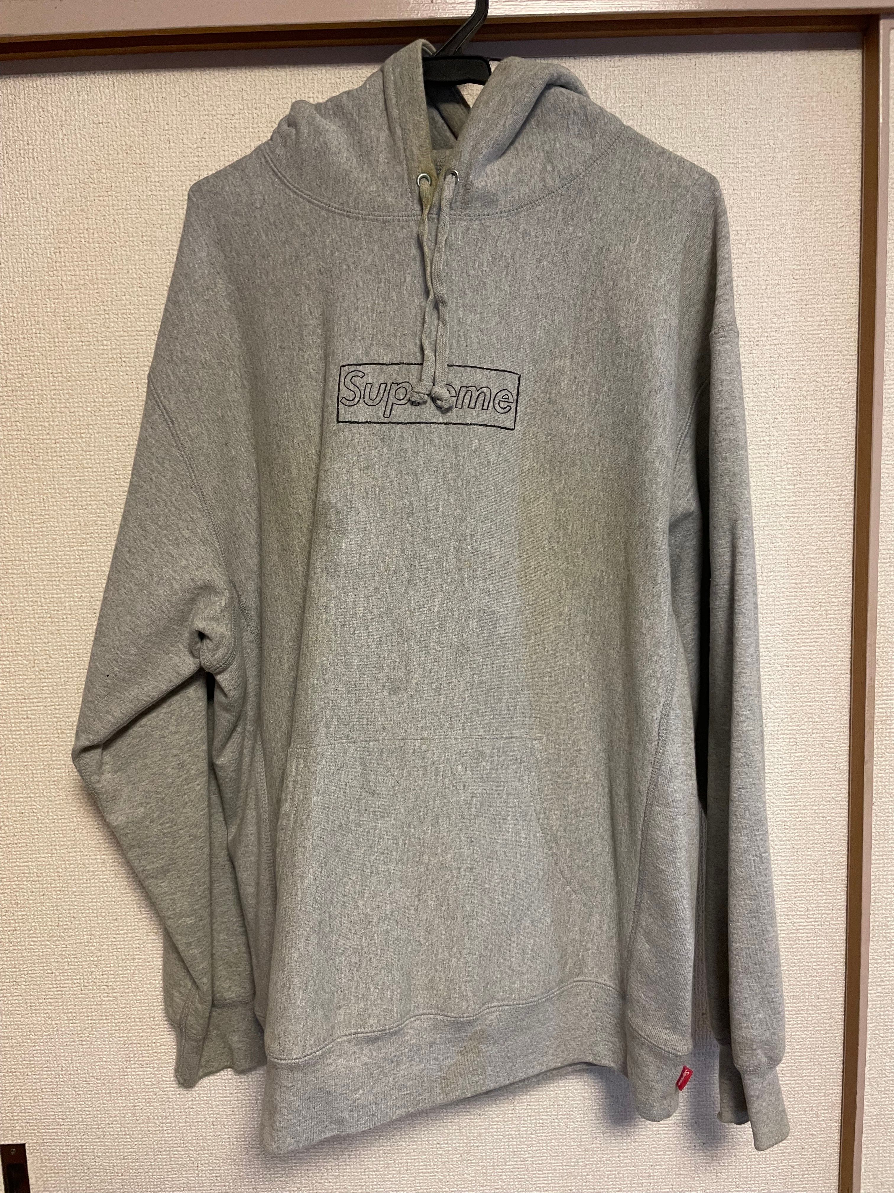 Supreme KAWS Chalk Logo Hooded Sweatshirt "Grey"(2021)