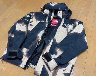 Supreme x The North Face Bleached Denim Print Mountain Jacket "Black"