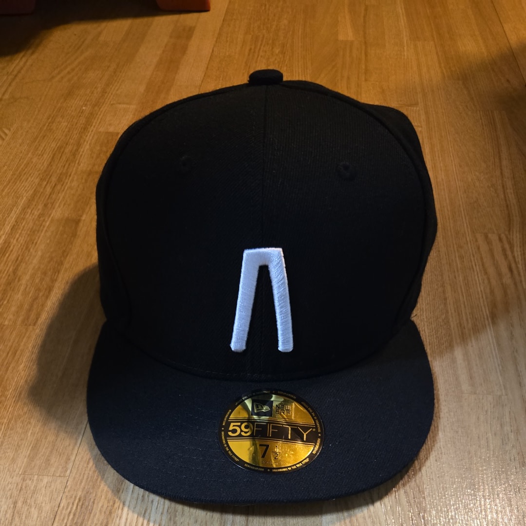 FEAR OF GOD Fear of God Essentials MLB 59Fifty Cap "Black"