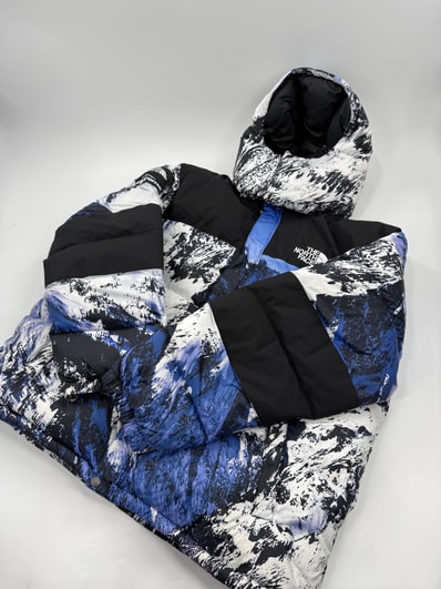 Supreme x The North Face Mountain Baltoro Jacket "Blue"