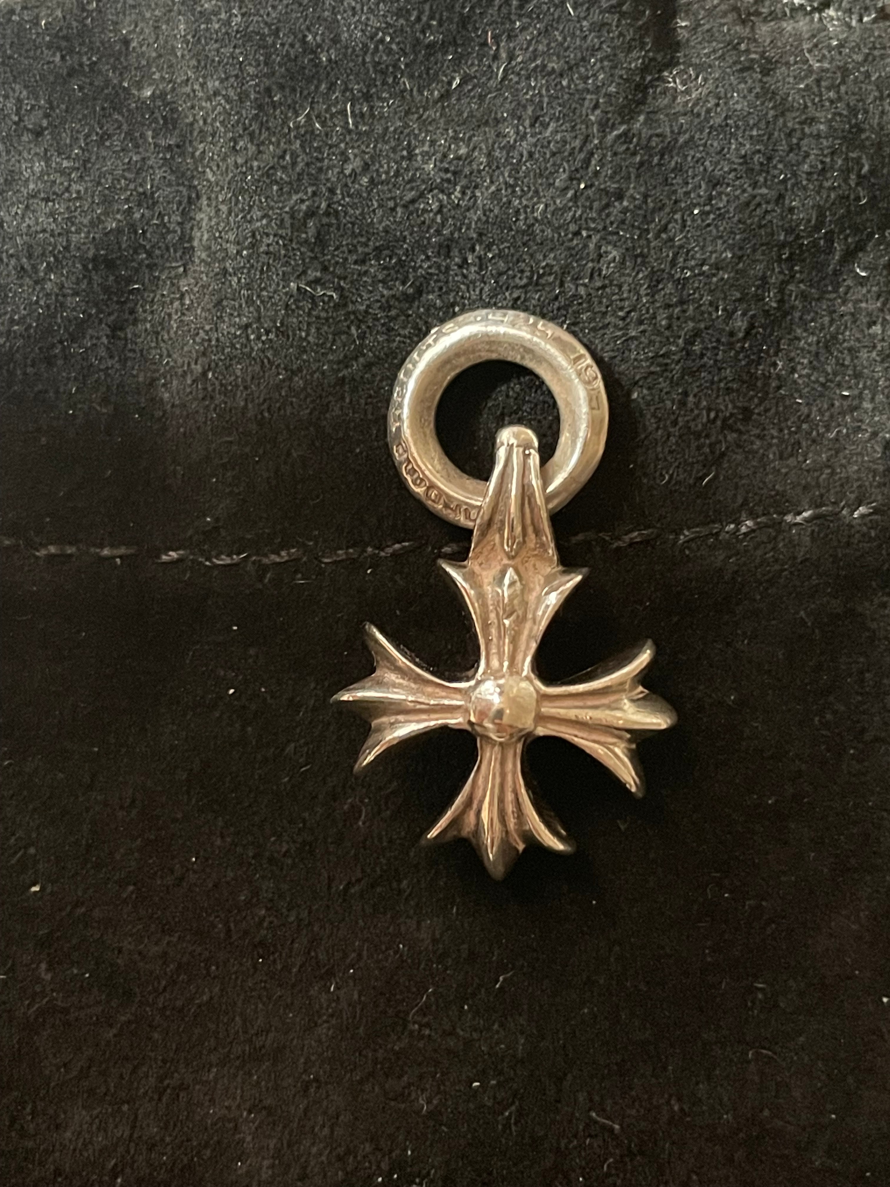 Chrome Hearts Ch Plus Charm "Silver"