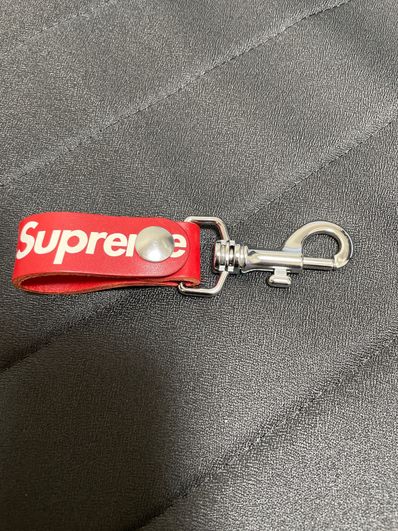 Supreme Leather Key Loop "Red"