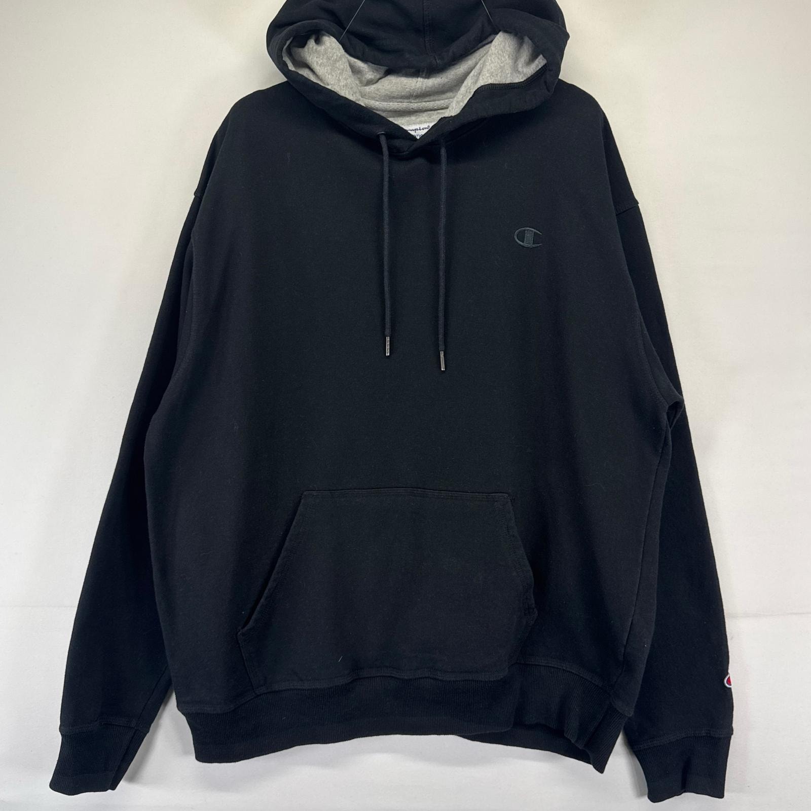 古着 チャンピオン Champion パーカー プルオーバー ワンポイントロゴ 刺繍 スウェット XL  ブラック系 メンズ