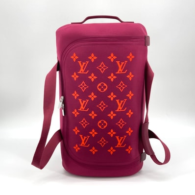 LOUIS VUITTON(ルイ・ヴィトン) ホライゾン ソフト4R55 モノグラム 3Dニットキャンバス スーツケース フューシャ