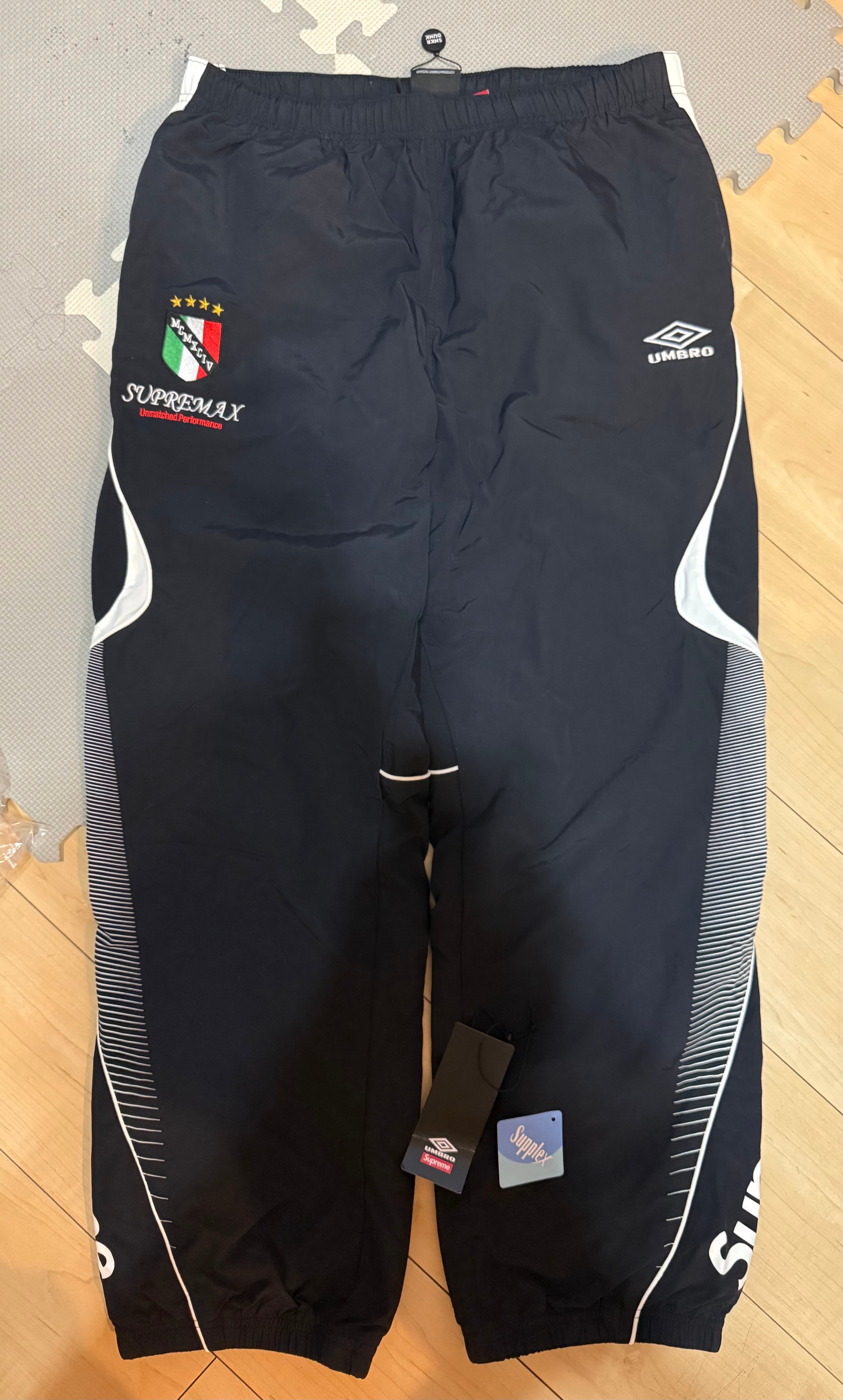 Supreme Reverse Patchwork Sweatshort 
