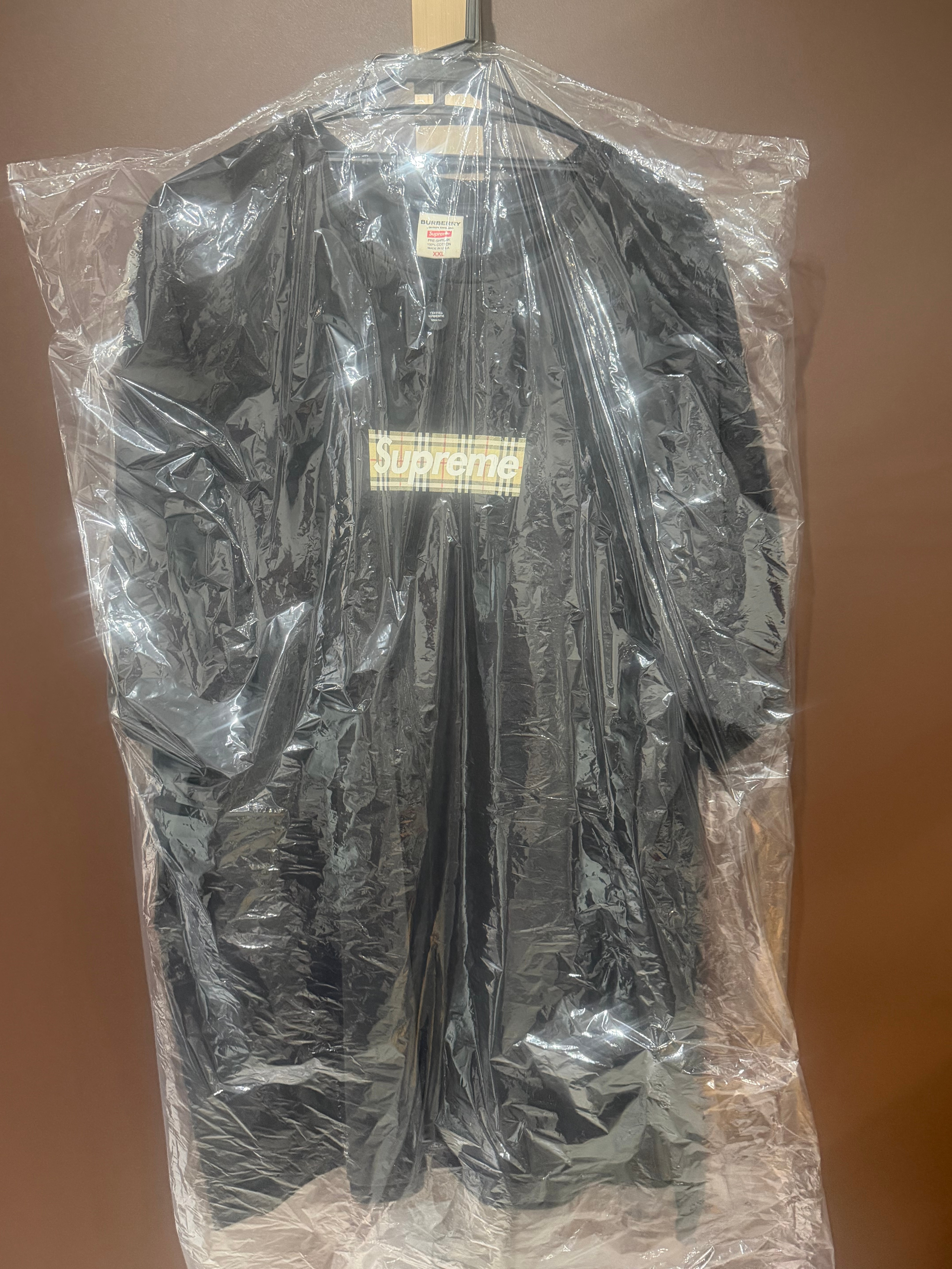 Supreme / Burberry Box Logo Tee "Black"
