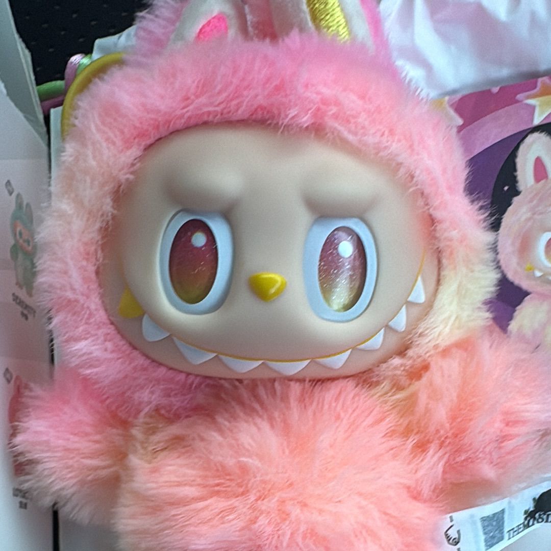 POP MART THE MONSTERS (LABUBU) Big into Energy Series Plush Pendant LOYALTY