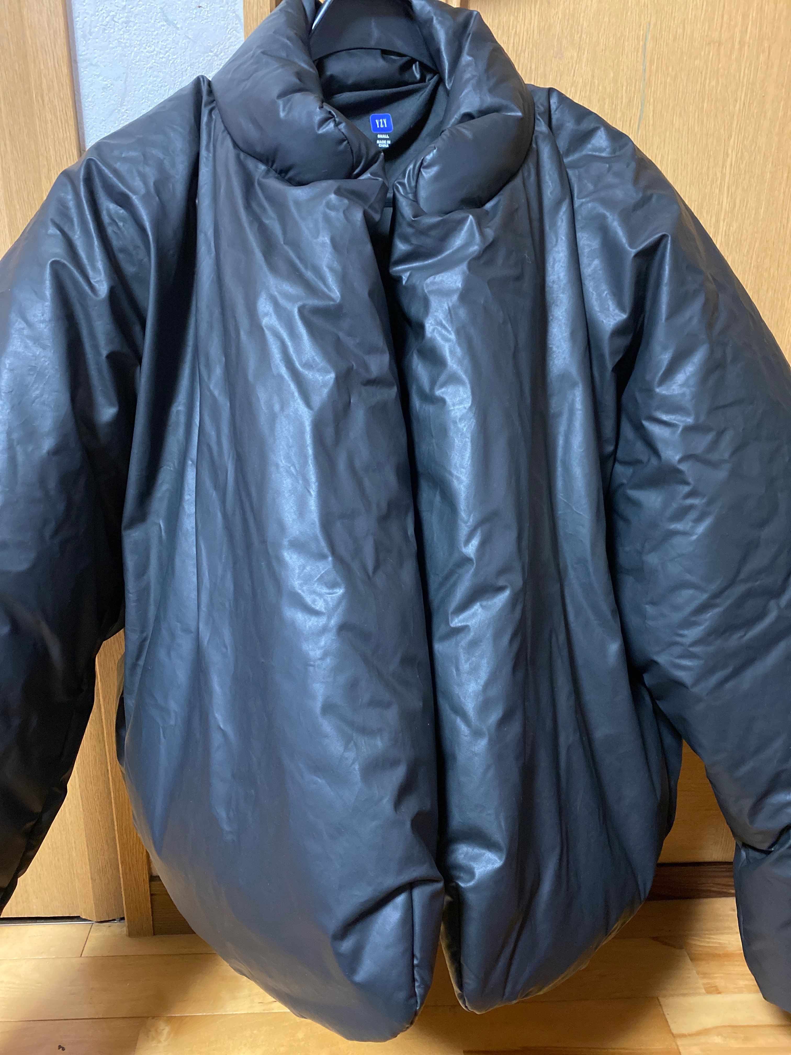 Yeezy Gap Round Jacket "Black"