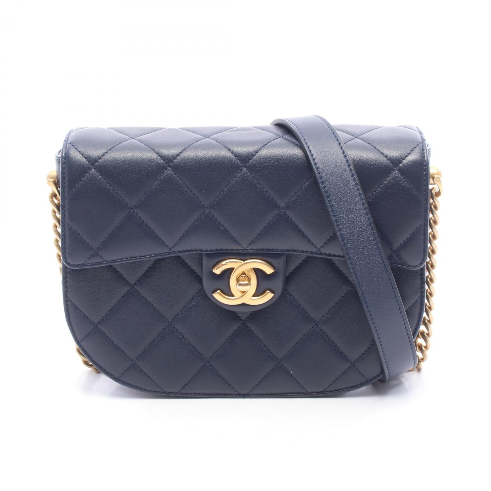 シャネル CHANEL マトラッセ ショルダーバッグ バッグ レザー レディース ネイビー系 AS2484 【中古】