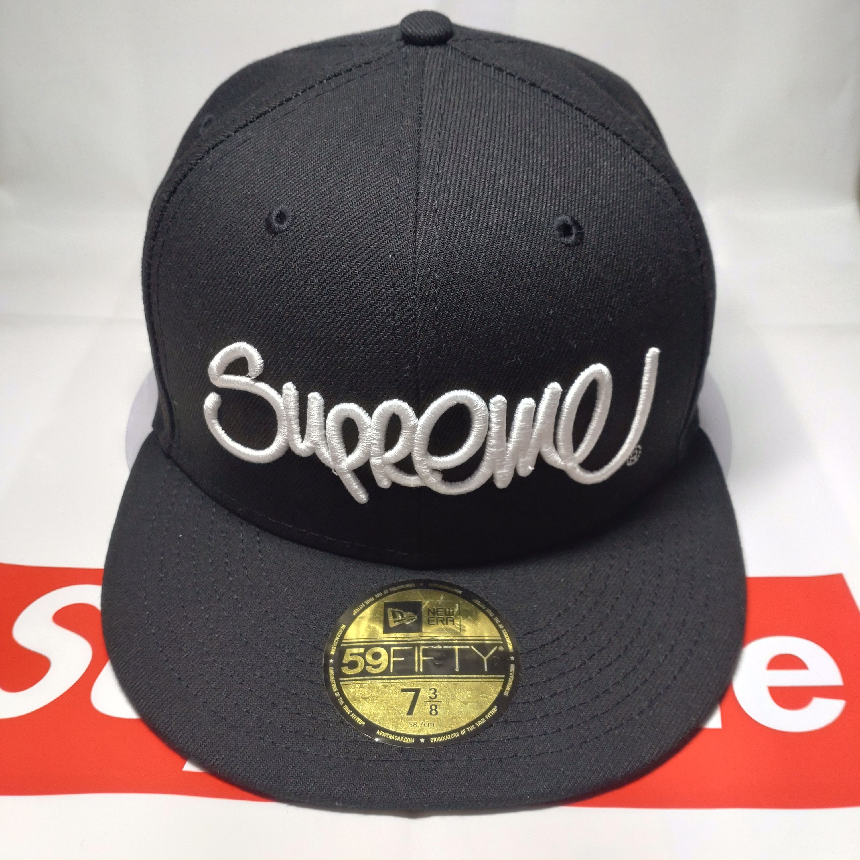 Supreme Handstyle New Era "Black"