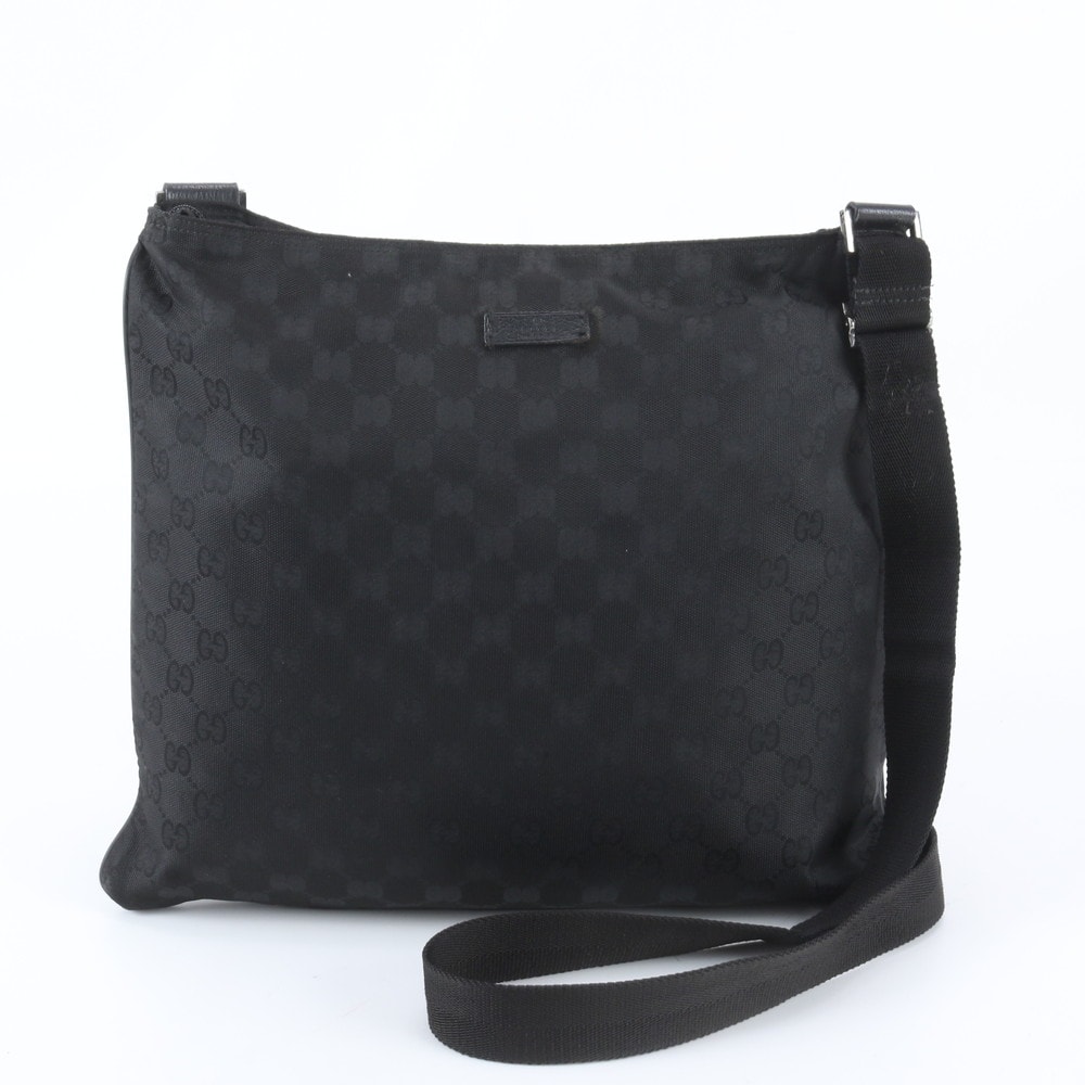 ■美品 グッチ GGキャンバス 132999 ショルダーバッグ