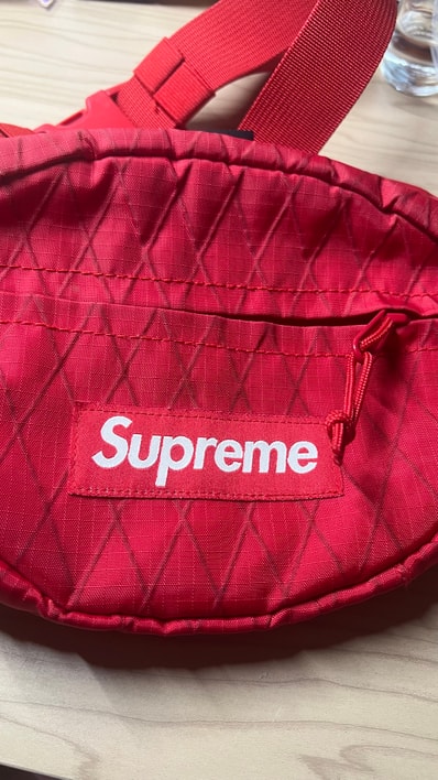Supreme Leather Money Bag (25SS) Supreme Leather Money Bag (25SS)