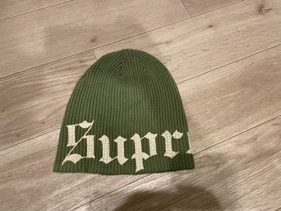 Supreme Old English Printed Beanie "Green"