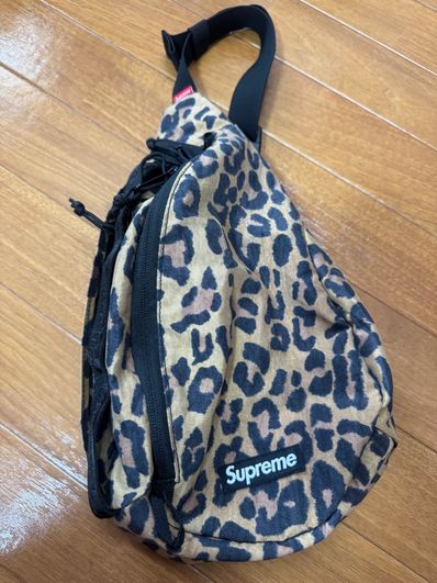 Supreme 20FW Sling Bag 4L Supreme 20FW Sling Bag 4L