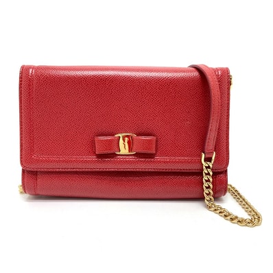 サルヴァトーレフェラガモ Salvatore Ferragamo クラッチバッグ ヴァラ リボン カバン 2way ポシェット ショルダーバッグ レザー レッド