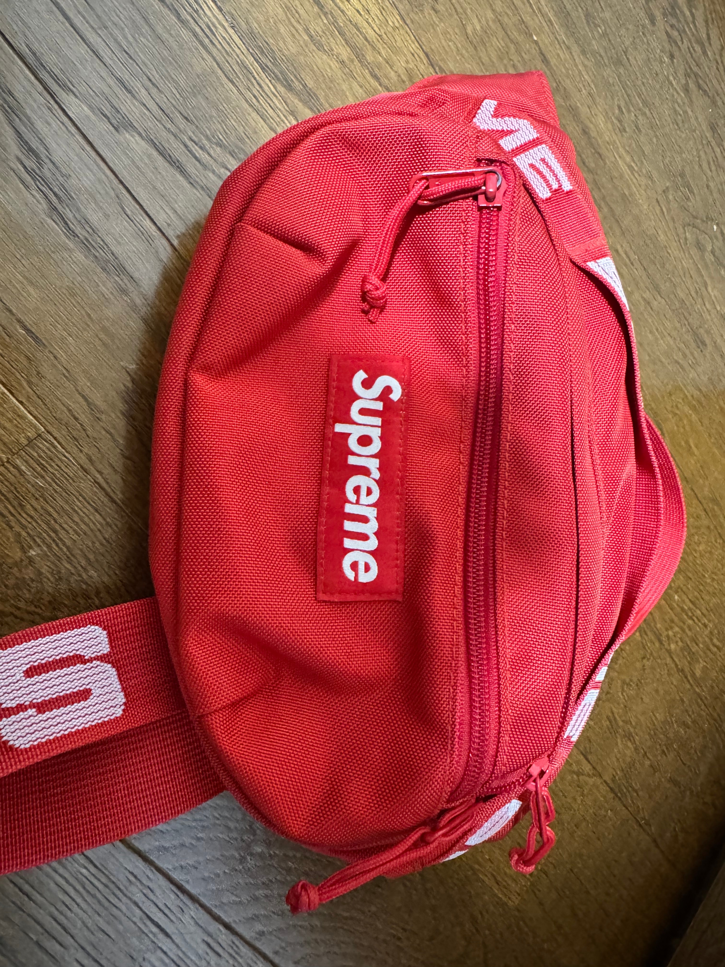Supreme / Nike® Leather Duffle Bag 