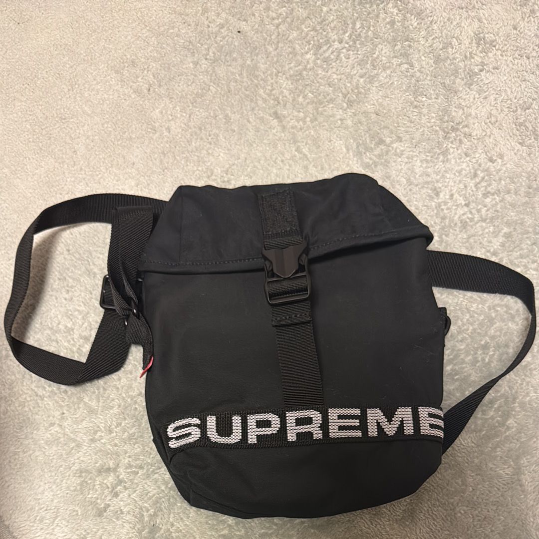 Supreme Field Side Bag 