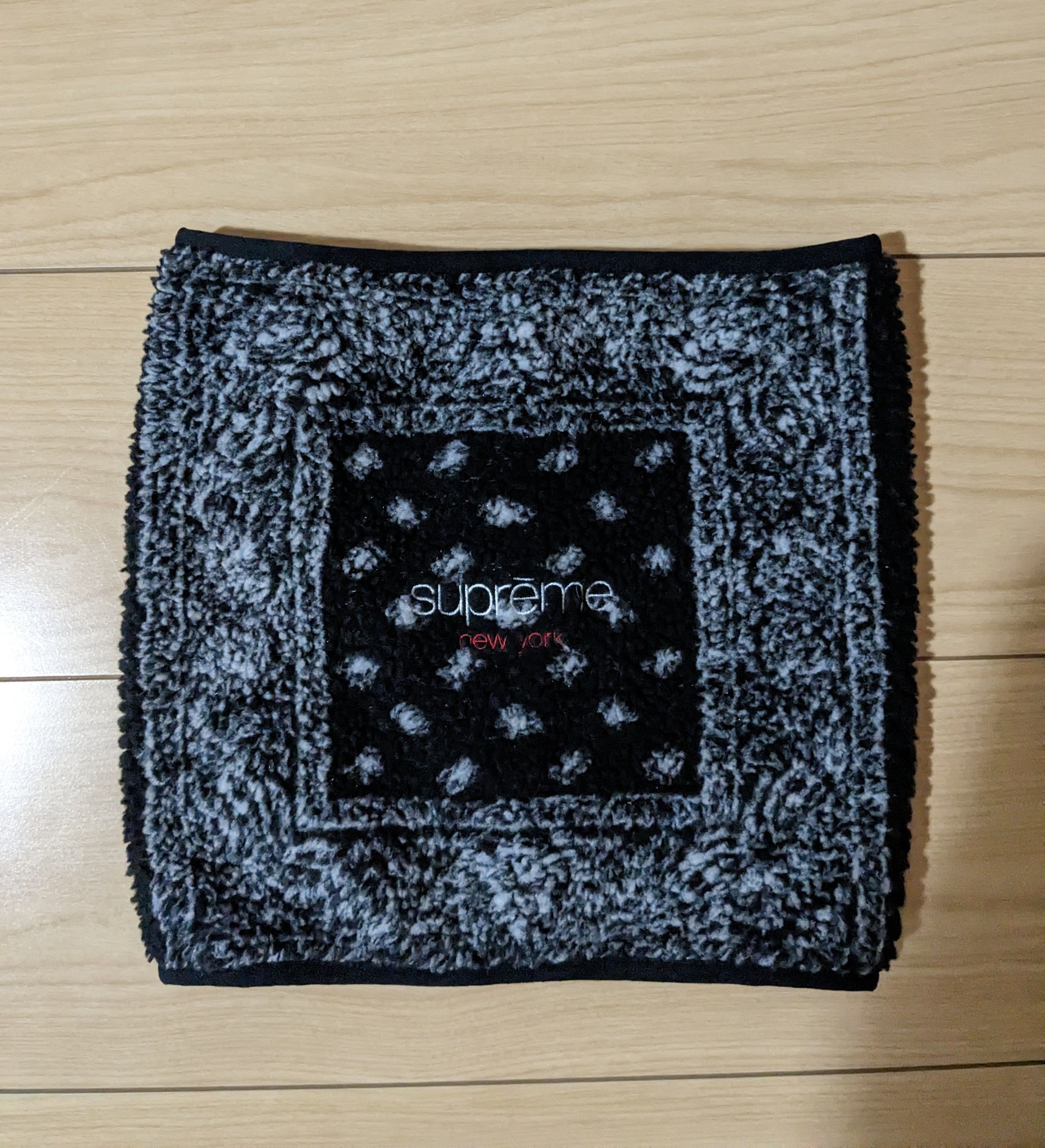 Supreme Bandana シュプリーム名作バンダナフリースネックウォーマー Supreme Bandana Fleece Neck Gaiter 