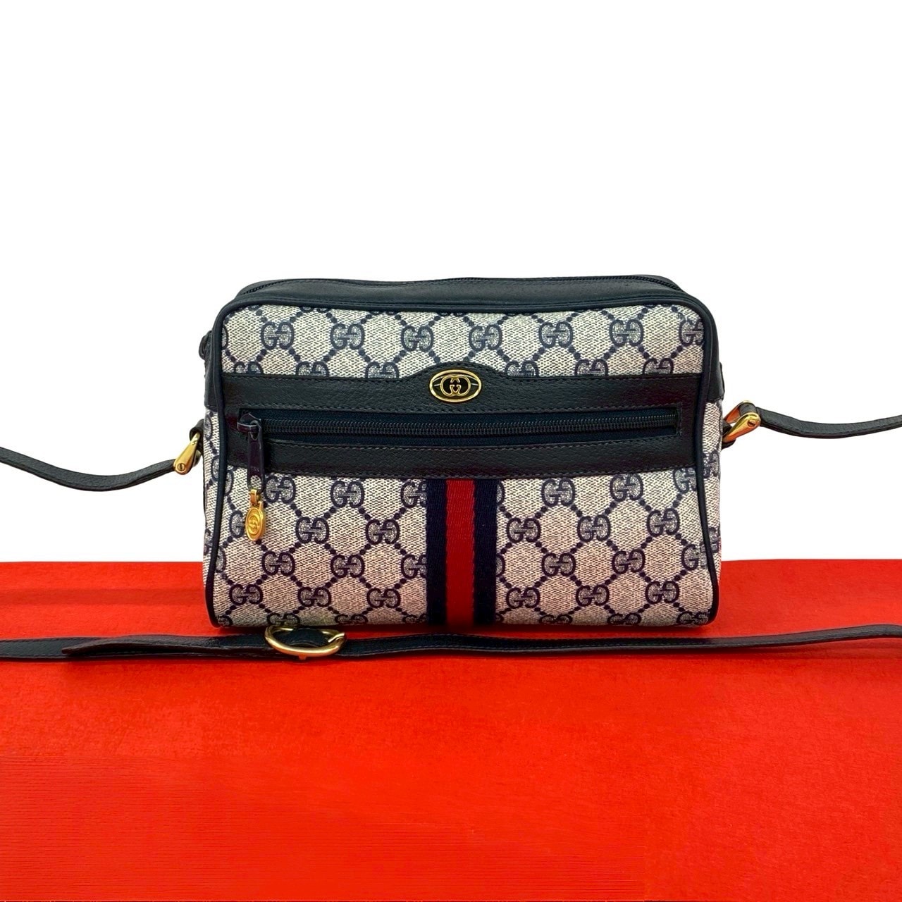 GUCCI グッチ シェリーライン GG ロゴ 金具 レザー PVC ショルダーバッグ ネイビー
 89700