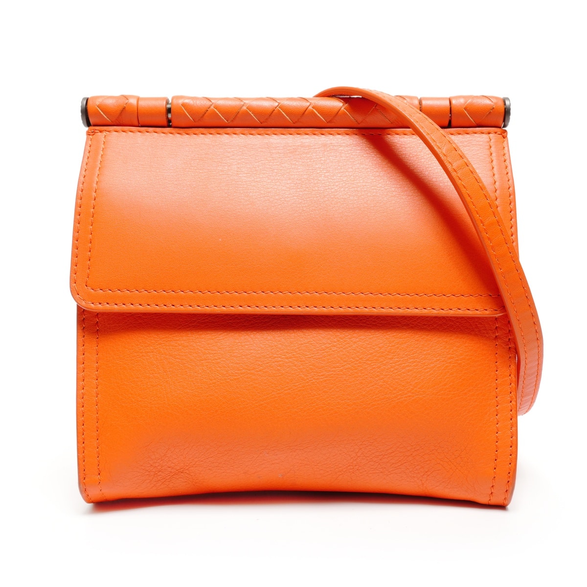 ボッテガヴェネタ BOTTEGAVENETA イントレチャート ショルダーバッグ【中古】