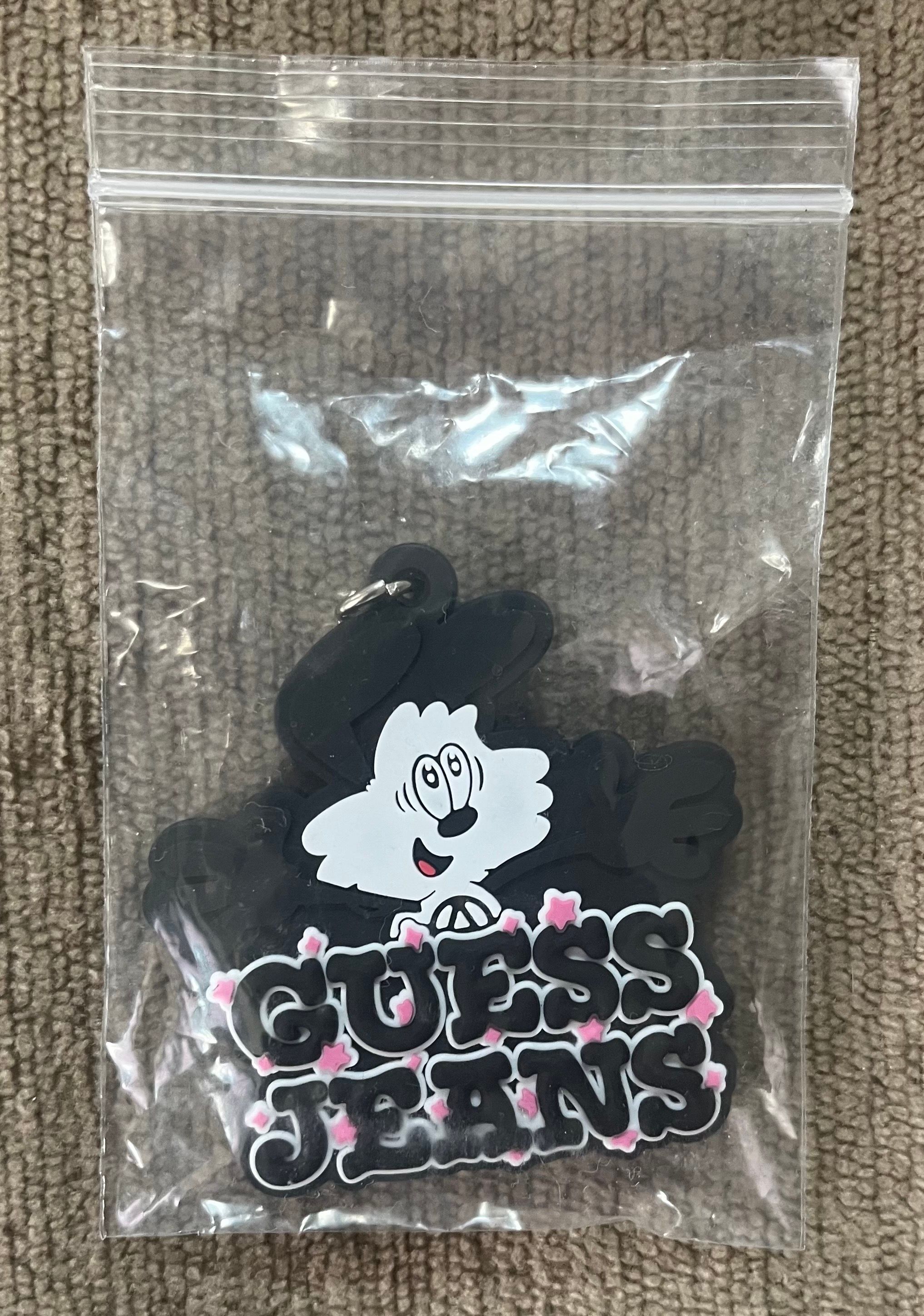 Verdy GUESS JEANS GIFTSHOP 限定 コラボ キーホルダー