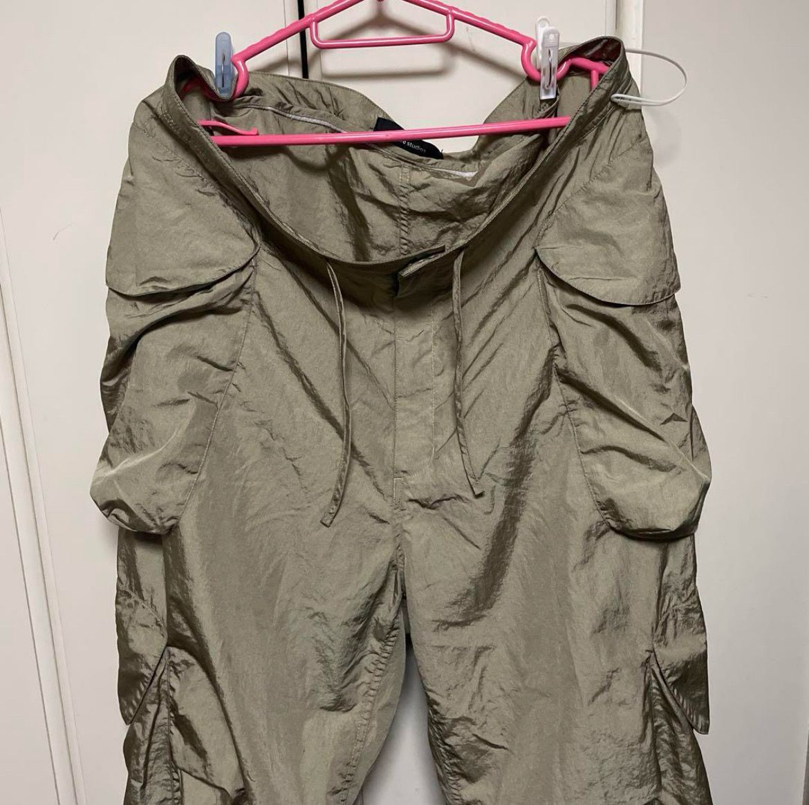 entire studios カーゴパンツ