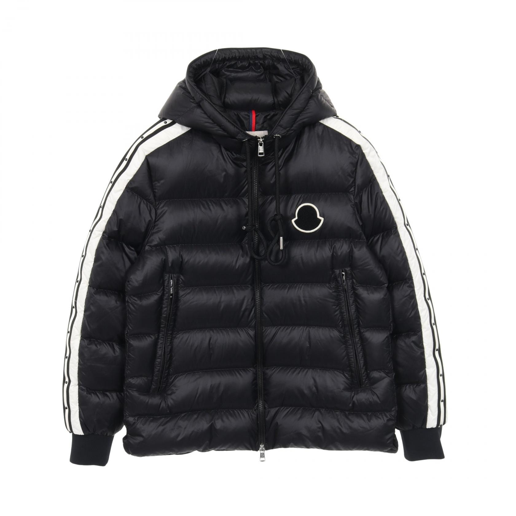 モンクレール MONCLER STELLAIRE ダウンジャケット 衣料品 アウター ナイロン メンズ ブラック系 / ホワイト系 【中古】
