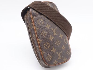 LOUIS VUITTON ルイ・ヴィトン モノグラム キャンバス ポシェット ガンジュ M51870 ショルダーバッグ ブラウン コーティングキャンバス レザー メンズ