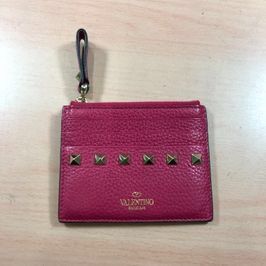 Valentino Rockstud Calfskin Cardholder With Zipper