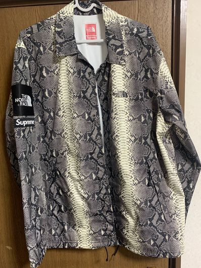 Supreme x The North Face Taped Seam Coaches Jacket "Black"