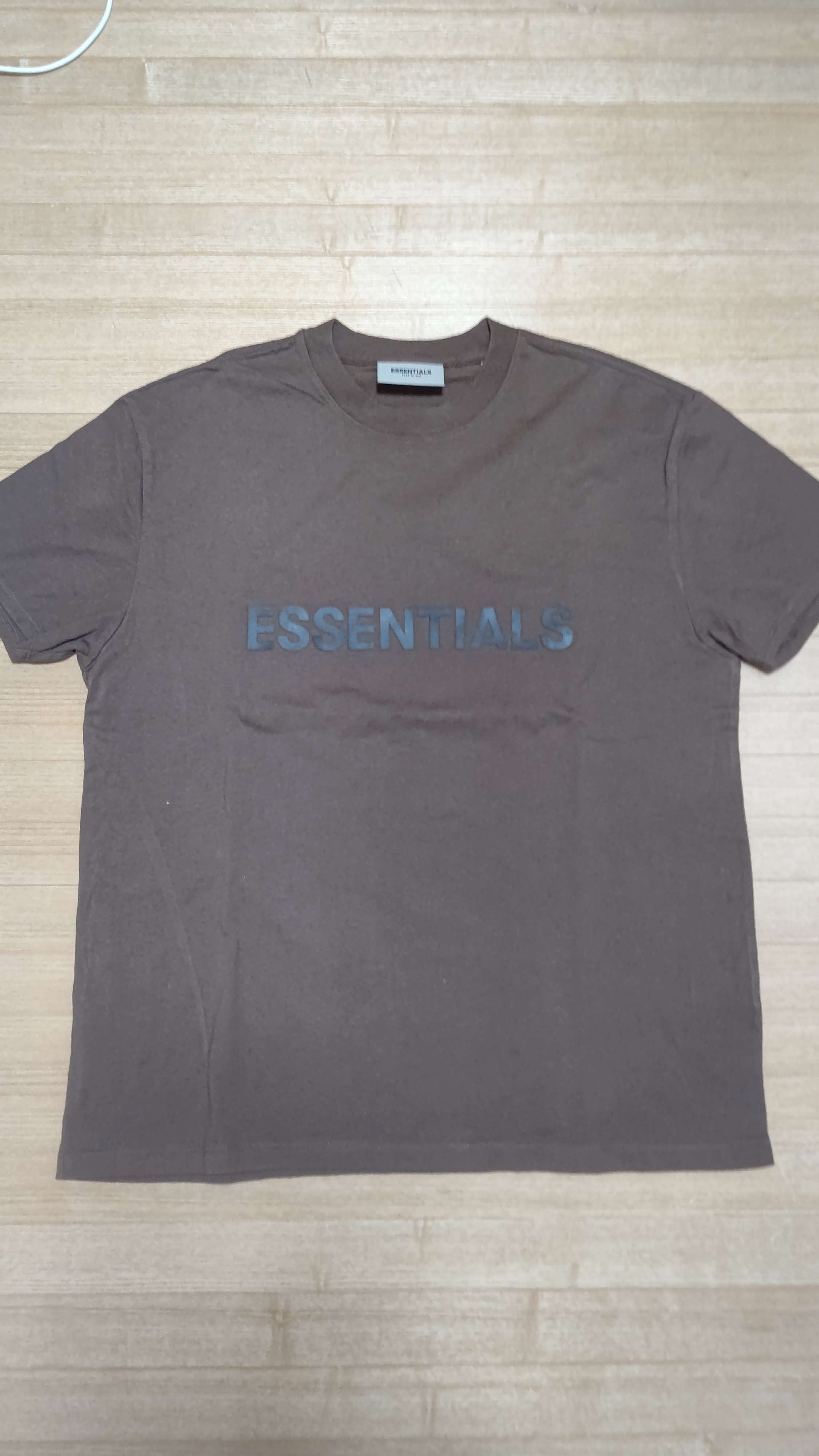 FEAR OF GOD ESSENTIALS / SSENSE Boxy T-Shirt Applique Logo "Rain Drum"
