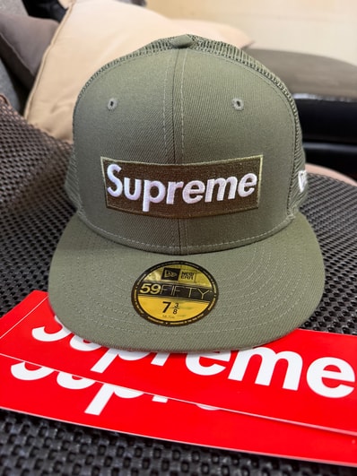 Supreme Box Logo Mesh Back New Era "Olive" (23SS)