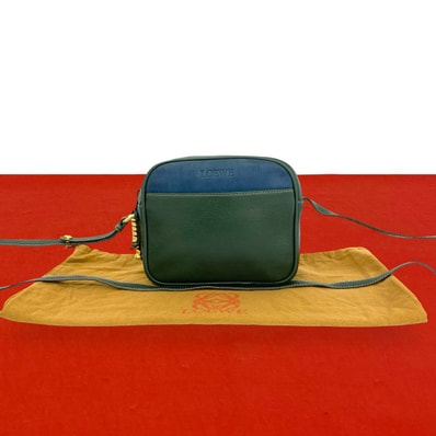 LOEWE ロエベ ベラスケス レザー ショルダーバッグ グリーン
13499
