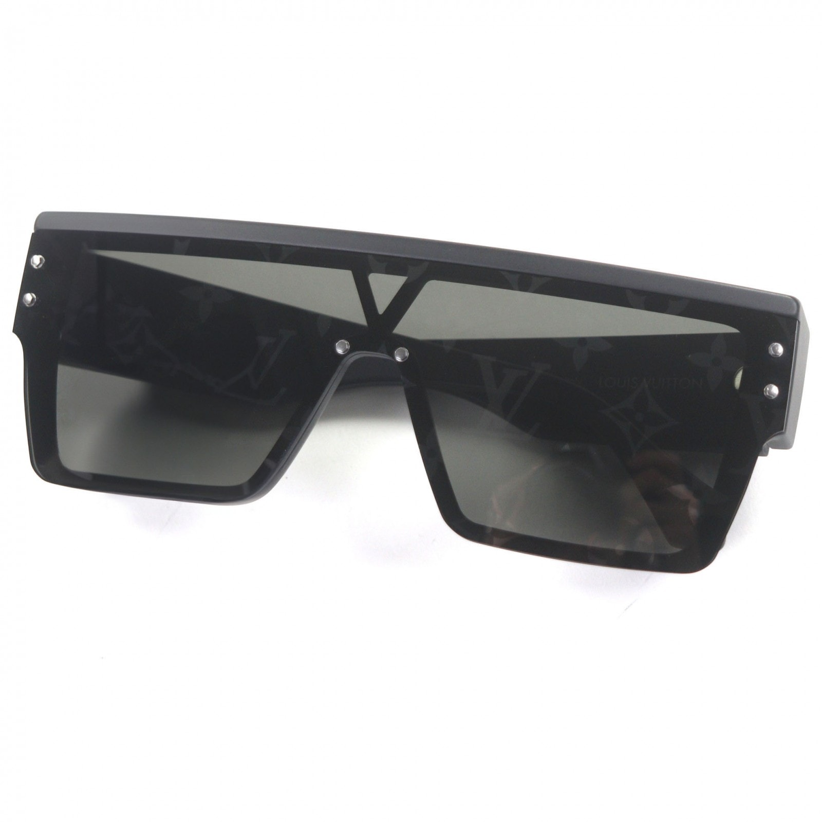 極美品 ルイヴィトン サングラス・LVワイメア L 145 Z1583E