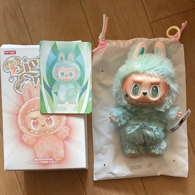 POP MART THE MONSTERS (LABUBU) Big into Energy Series Plush Pendant SERENITY