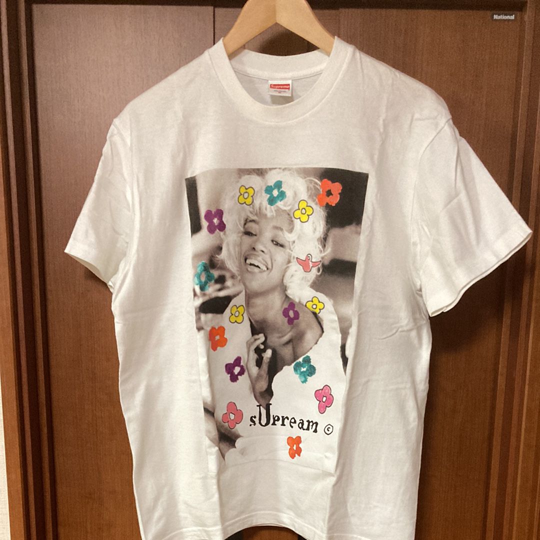 Supreme Naomi Tee "White"