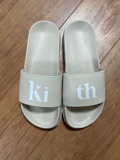kith Gramient summer slides