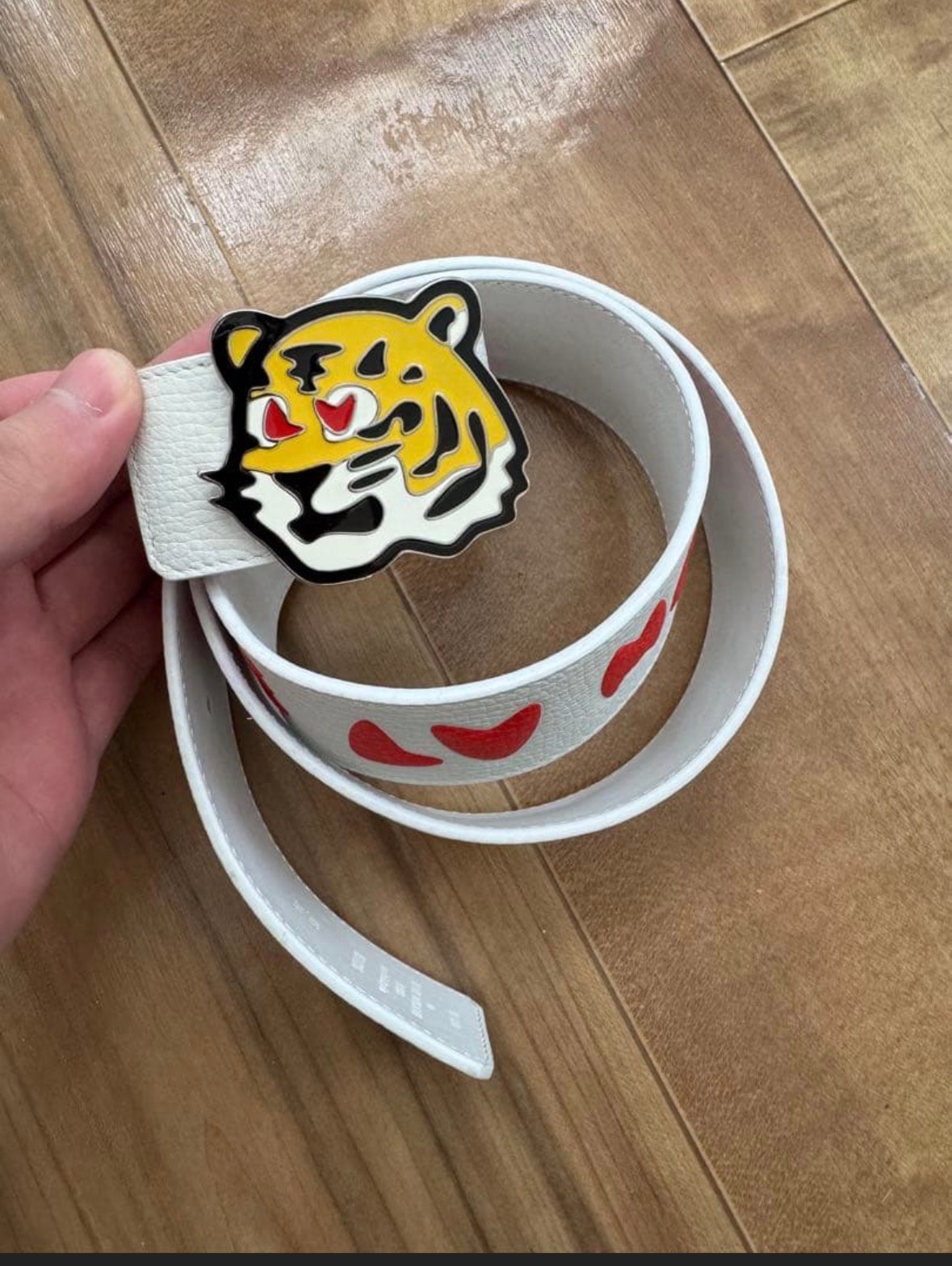 Louis Vuitton x NIGO LV MADE TIGER 40MM REV "White"