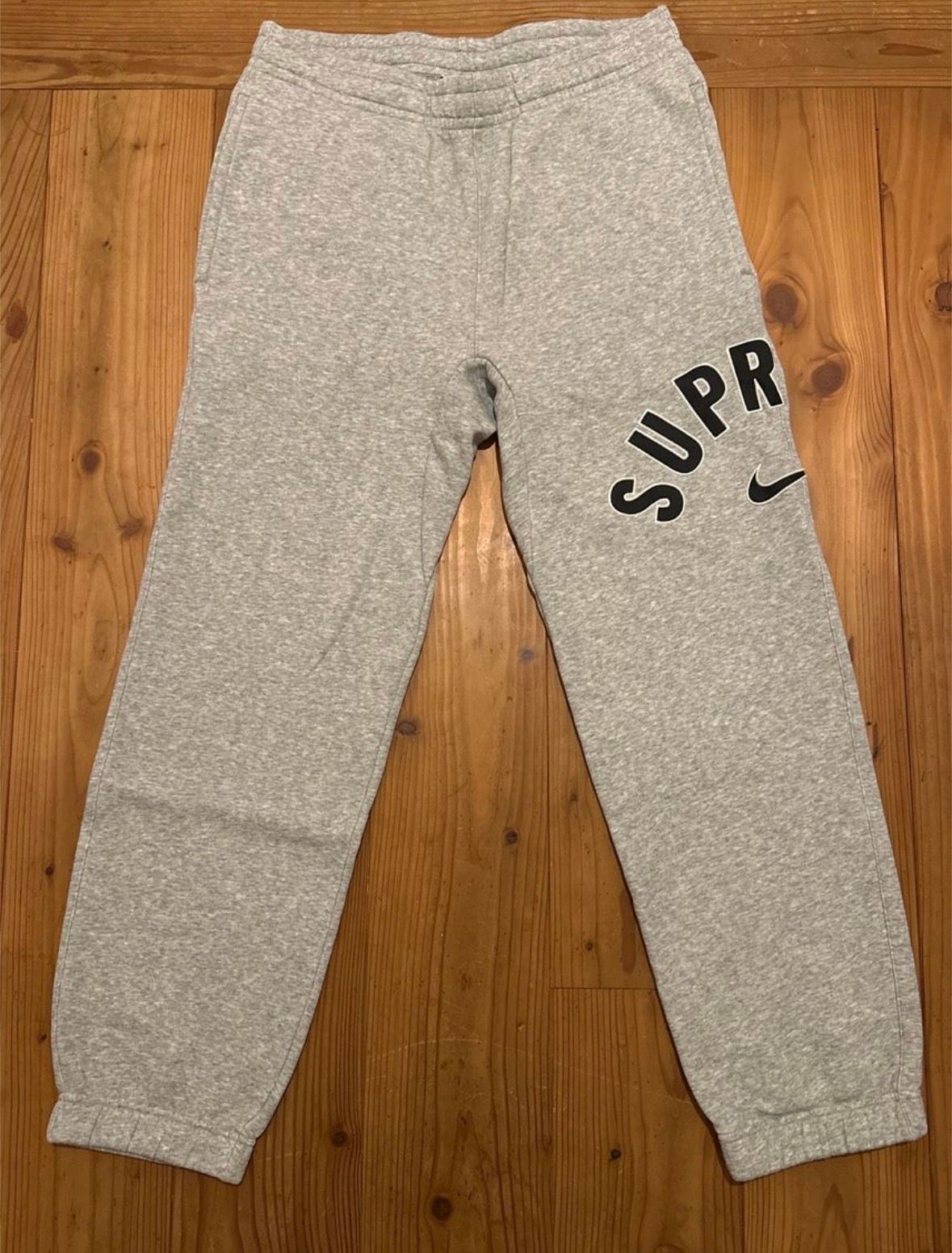 Supreme / Nike Arc Sweatpant "Heather Grey"