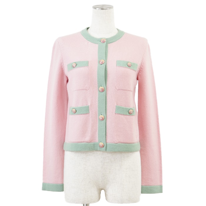 【極美品】CHANEL シャネル ニットカーディガン P76463 カシミヤ100% シグネチャー ロゴ COCOマーク ラインストーン グラデーションカラー ボタン バイカラー ロングスリーブ 長袖 トップス レディース 34 ピンク ミントグリーン 英国製