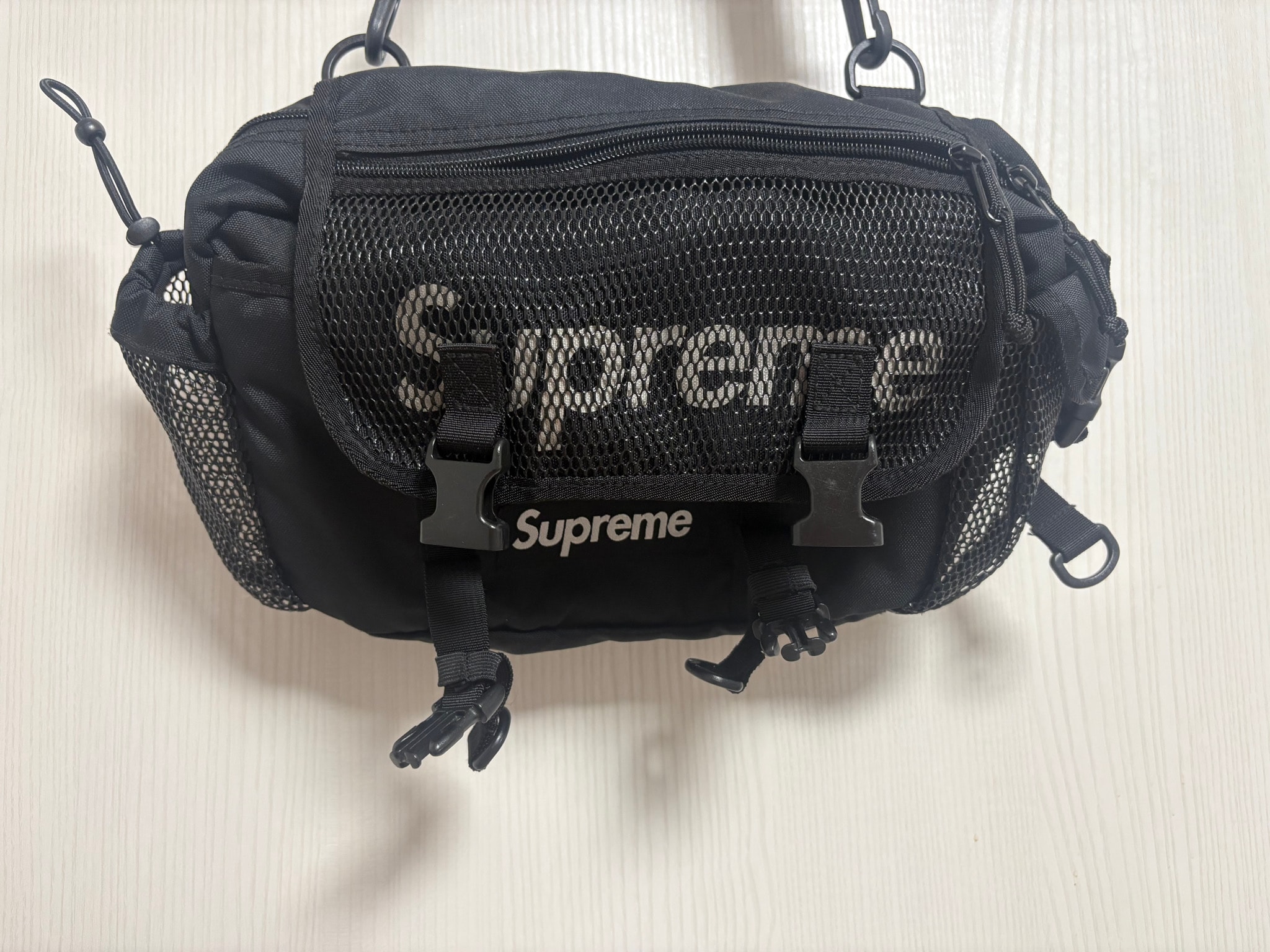 Supreme 20SS Waist Bag "Black"